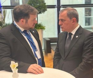 NazirBritaniyanın dövlət naziri Stefan Dauti ilə görüşüb