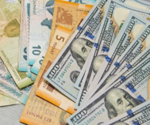 Azerbaijan keeps dollar rate unchanged at 1.7000 manats