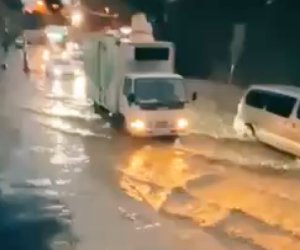 Heavy rains disrupt traffic near Baku Railway Station