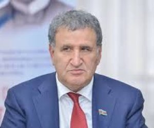 Televiziyalarda Azərbaycan dilində verlişlər yeni formatda hazırlanmalıdır - AMEA sədri