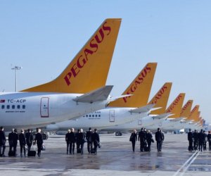 Турецкий лоукостер купит крупнейшую авиакомпанию