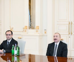 İlham Əliyev “John Deere” şirkətinin Mərkəzi Asiya və MDB ölkələri üzrə prezidentini qəbul edib
