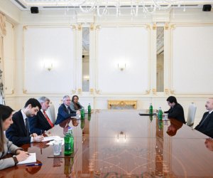 
İlham Əliyev Böyük Britaniyanın Azərbaycan üzrə ticarət elçisini qəbul edib