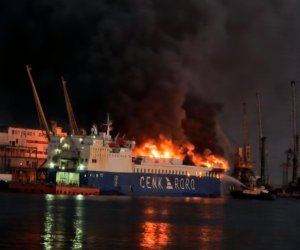 Удар по турецкому судну в Одессе - Oбновлено