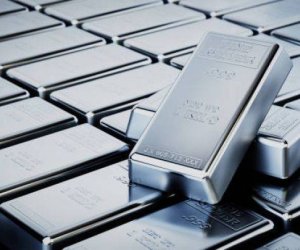 Gümüşün qiyməti tarixi maksimumu yeniləyib