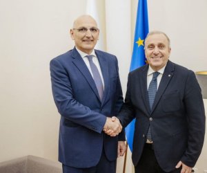 Elçin Əmirbəyov Polşada işgüzar səfərdə olub