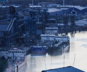 В Ростове-на-Дону из-за атаки БПЛА на грузовом судне погибли 2 члена экипажа