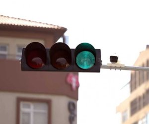 Bakıda ilk dəfə "ağıllı svetoforlar" quraşdırılıb