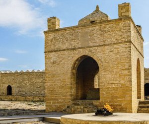 В Азербайджане вводятся новые тарифы для иностранных посетителей музеев