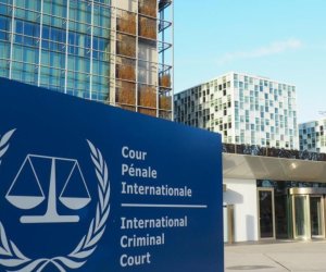 США ввели санкции в отношении двух судей МУС