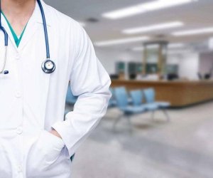 Həkimlərin orta aylıq əməkhaqqısı 371 faiz artıb