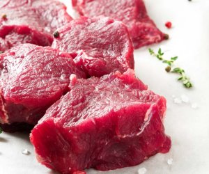 Azerbaijan begins importing beef from Canada