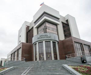 Российский суд продлил арест азербайджанцам