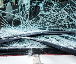 Смертельное ДТП на севере Азербайджана: микроавтобус врезался в дерево