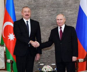 Кремль анонсировал встречу Путина с Алиевым