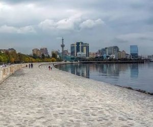 В Баку и на Абшероне ожидаются дожди, в районах - туман