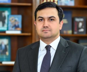 Dövlət Vergi Xidmətinin rəisi iki yeni müşavir təyin edib
