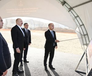 Prezident Qarabağ Universitetinin yeni fakültələri üzrə işlərdə iştirak edib