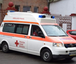 В Румынии после обрушения крыши в гостиничном бассейне госпитализировали шесть человек