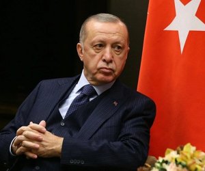 Erdogan accuses Israel of blocking Gaza aid with "absurd excuses"