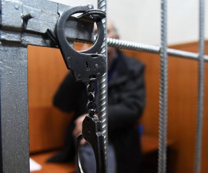 Beynəlxalq axtarışa verilmiş şəxs Qazaxıstandan Azərbaycana ekstradisiya olunub