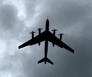 НАТО подняла авиацию из-за российских Ту-95МС