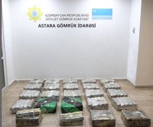 Astara Gömrüyündə İrandan Rusiyaya tranzit edilən yükdə 148 kiloqramdan çox narkotik aşkarlanıb