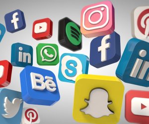 Onlayn TV və sayt rəhbərləri təhqir xarakterli şərhlərə görə məsuliyyət daşımalıdır - Deputat