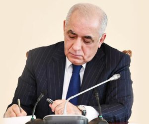 Əli Əsədov bu qaydanı təsdiq edib