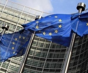 Еврокомиссия за год приняла рекордное число правовых актов