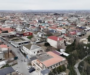 Azerbaijan cuts rental income tax for individuals to 10%