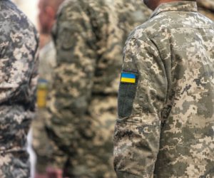 Украина собирается содержать огромную армию