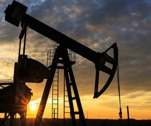 
Azeri Light crude drops to $65.57 per barrel