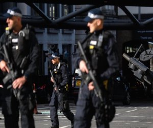 В британской больнице 20-летний парень ранил ломом пять человек