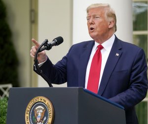 СМИ: Трамп отдал приказ нанести удары по Венесуэле