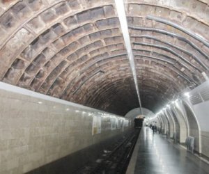 Один из выходов станции метро "Мемар Аджеми" будет временно закрыт