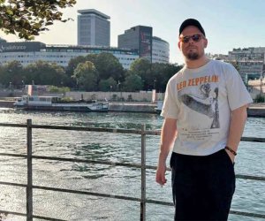 Rusiyalı jurnalist Parisdəki evində ölü tapıldı