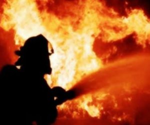 Tbilisidə ticarət mərkəzində yanğın baş verib