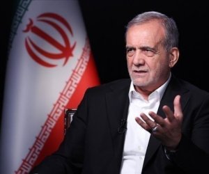 Пезешкиан обвиняет Америку