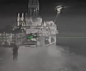 Ukrayna Xəzərdə "Lukoyl"un qazma qurğularını vurub