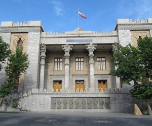 Иран вызвал послов Великобритании, Германии, Франции и Италии из-за поддержки протестов