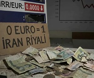 İran riyalı dəyərini itirib, ekranlarda &ldquo;0,00&rdquo; görünür