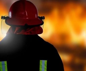 В Баку ликвидирован пожар в жилом здании - Oбновлено