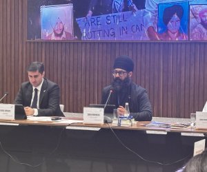 Hindistan Konstitusiyasında hüquqlar kobud şəkildə pozulur-Singh Moninder