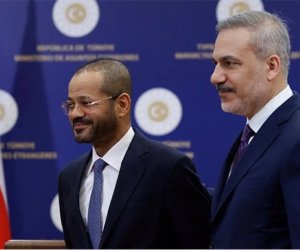 Хакан Фидан и глава МИД Омана обсудили ситуацию в регионе