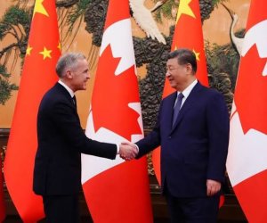 Лидер Канады в Китае вспомнил про пятую статью НАТО