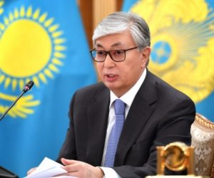 Токаев назначил нового начальника Генштаба ВС Казахстана