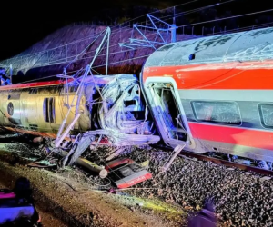Train derailment in Spain kills 10, injures dozens