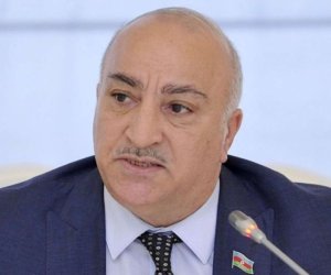 
Tahir Kərimlinin qardaşı dələduzluqdaittiham olunur