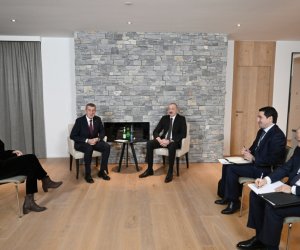 
Babiş Azərbaycan Prezidentini Çexiyaya rəsmi səfərə dəvət edib